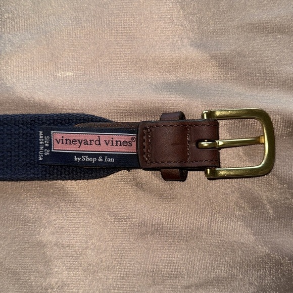 Vineyard Vines Swordfish Belt Brown Leather Blue Sailfish Silk Print Sz 26” - Picture 4 of 9